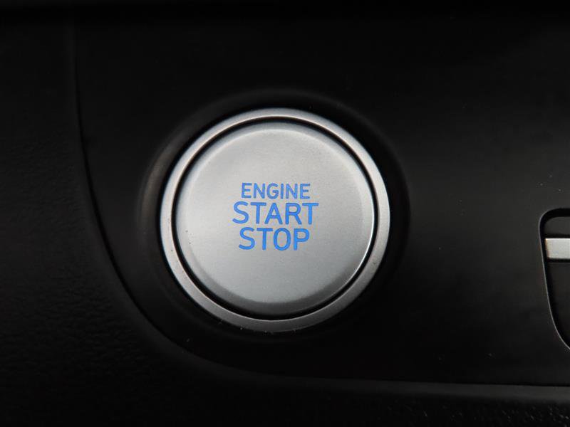 Used 2025 Hyundai Elantra SEL FWD image 17