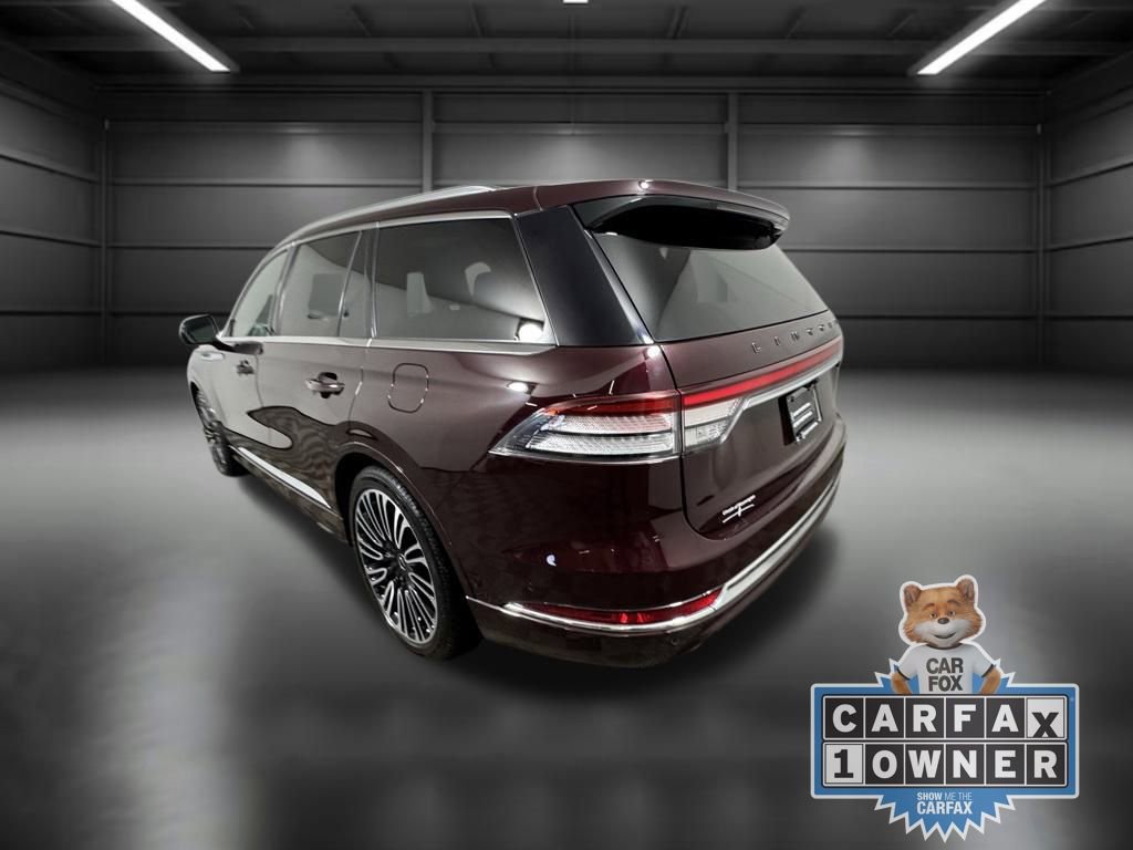 Used 2023 Lincoln Aviator Black Label w/ Dynamic Handling Package image 4