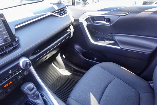 Certified 2022 Toyota RAV4 XLE w/ Convenience Package image 26