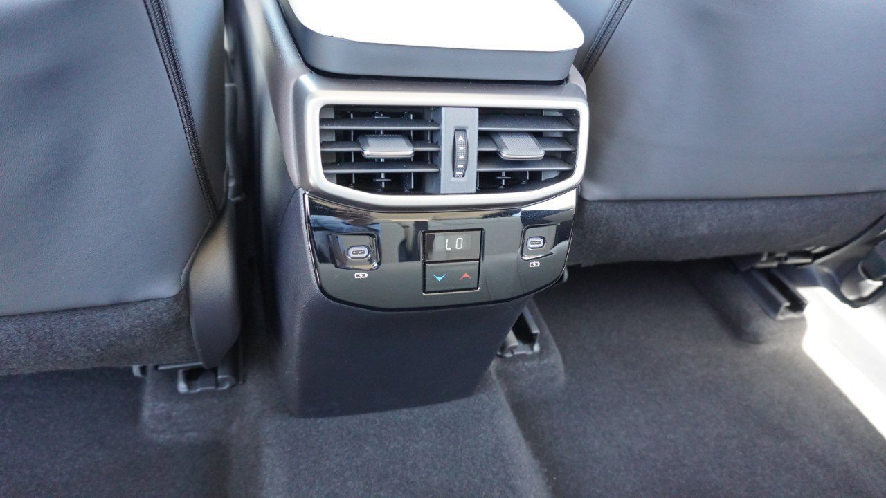 Used 2023 Lexus RX 350 Premium Plus w/ Cold Area Package FWD image 32