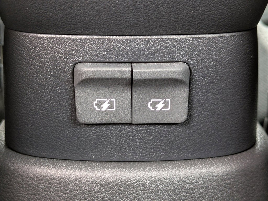 New 2025 Nissan Kicks Play S image 14