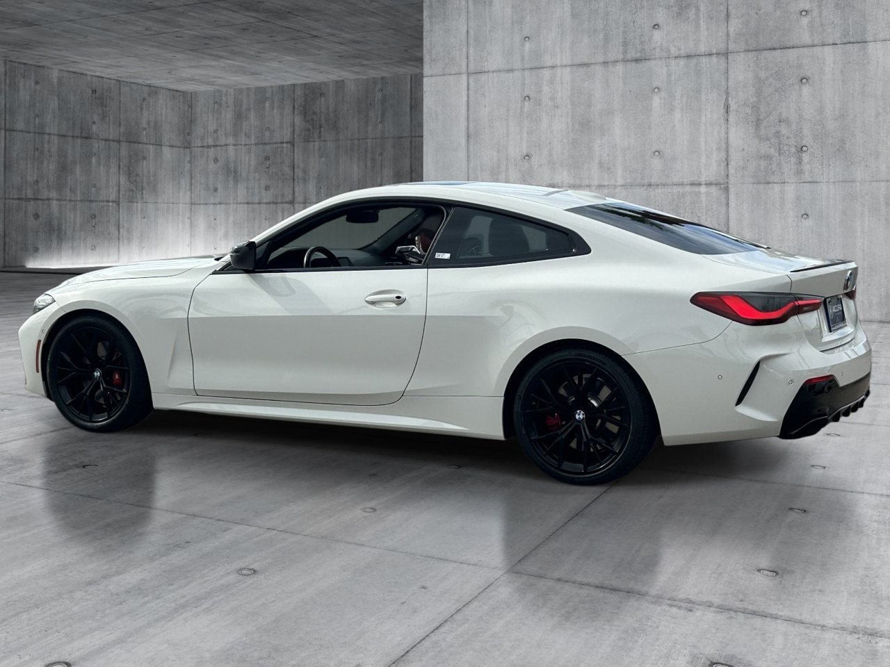 Used 2023 BMW M440i Coupe w/ Premium Package RWD image 3