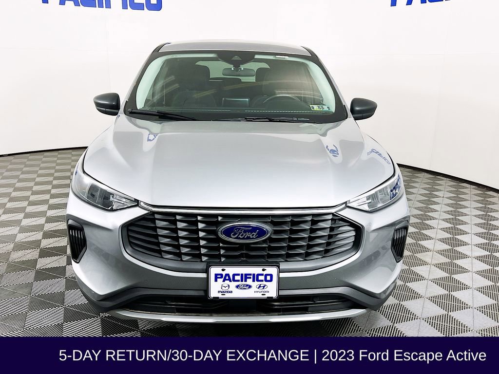 Used 2023 Ford Escape Active image 3