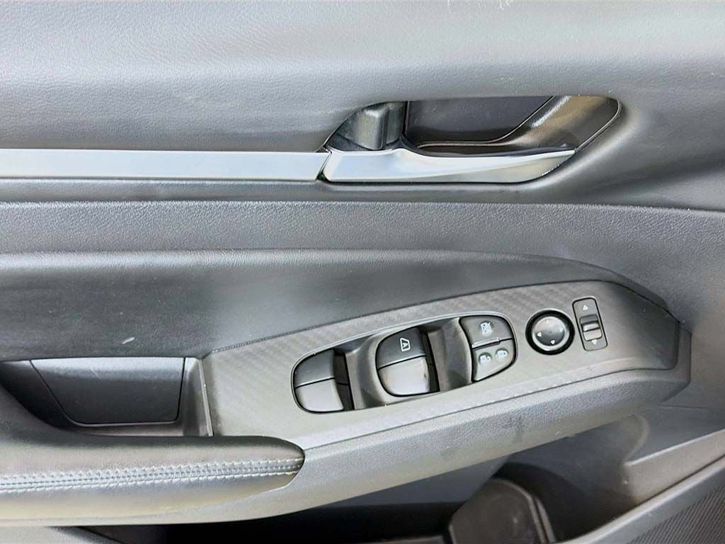 Used 2022 Nissan Altima 2.5 SV FWD image 27