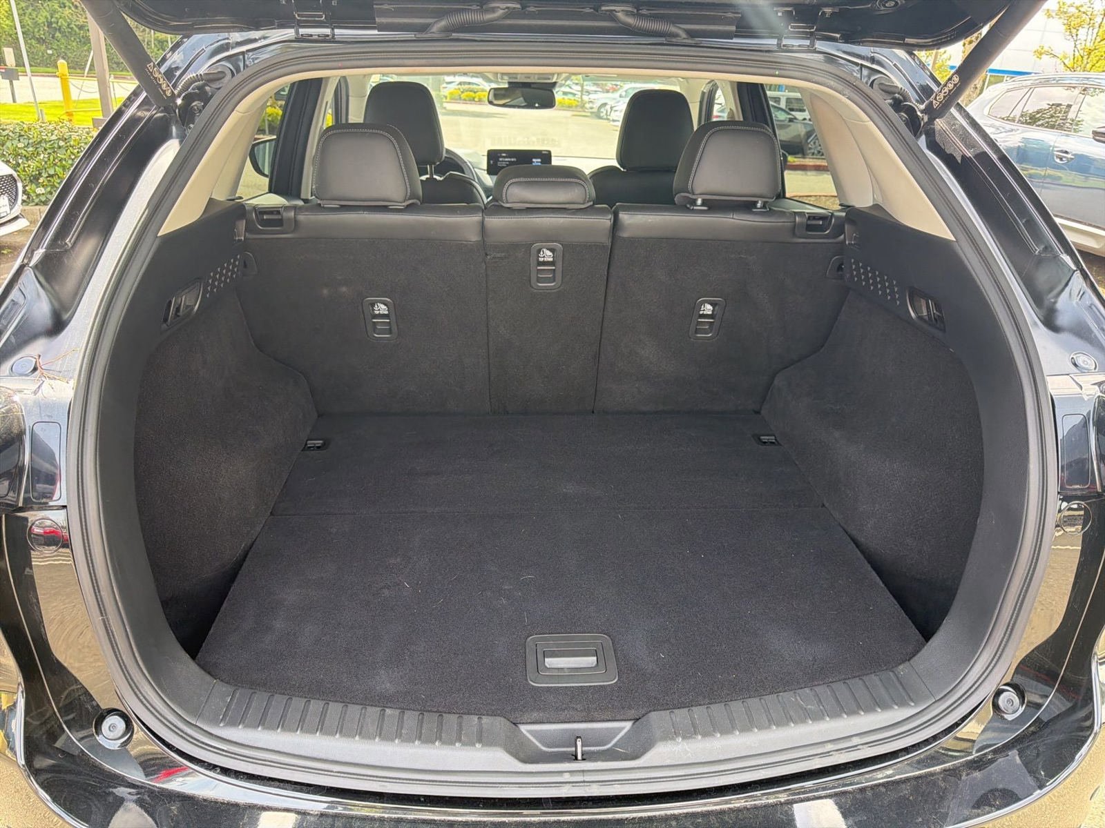 Used 2025 MAZDA CX-5 AWD 2.5 S w/ Premium Plus Pkg image 12