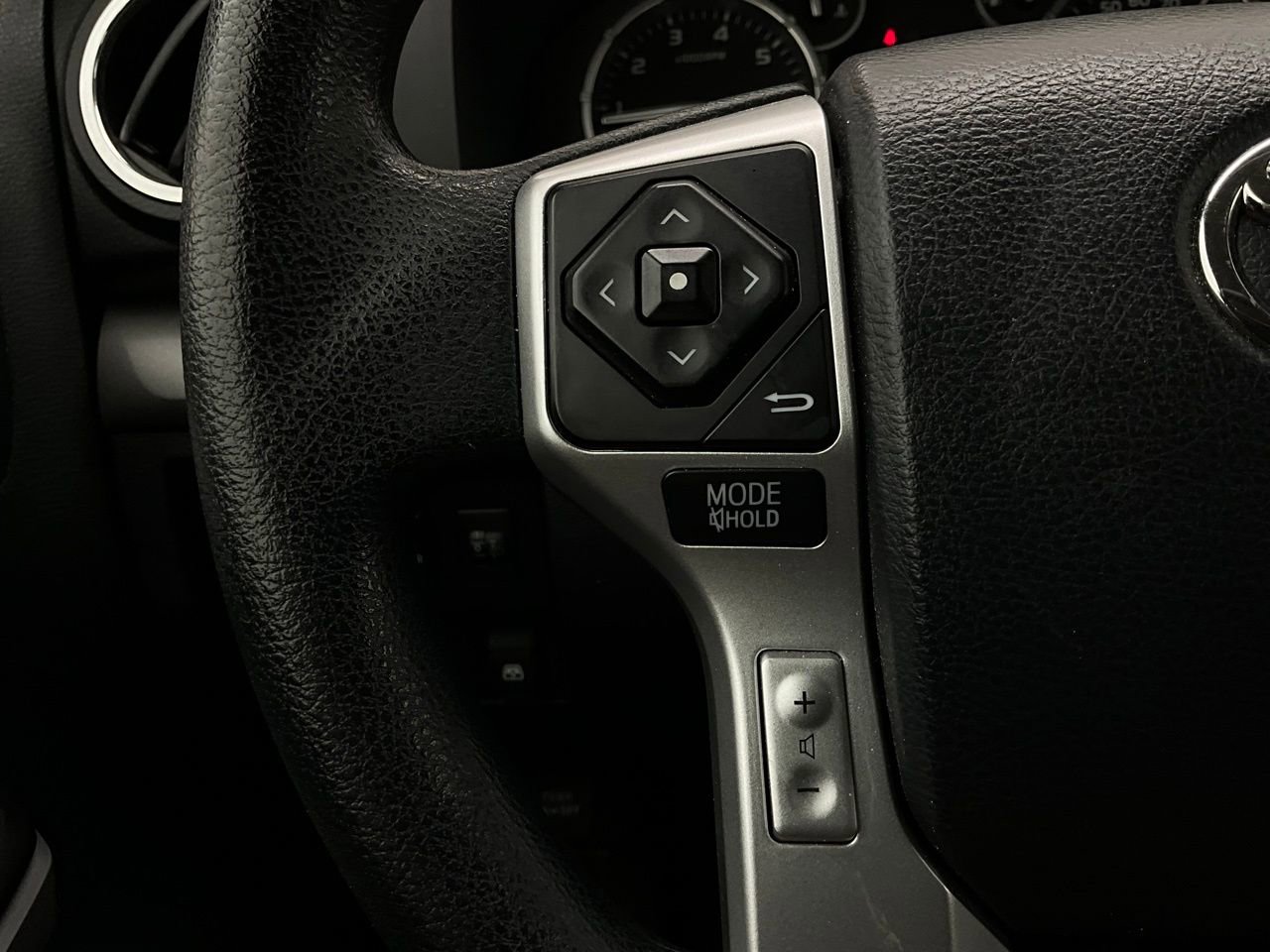 Used 2017 Toyota Tundra SR5 image 30