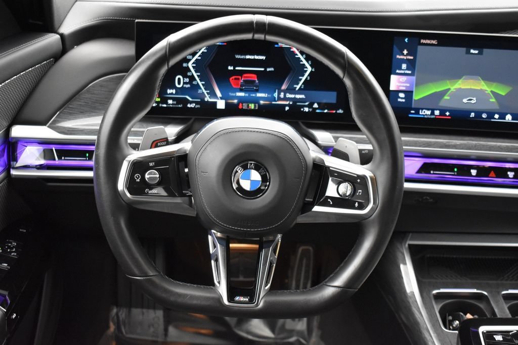 Used 2025 BMW 740i xDrive AWD/4WD image 18