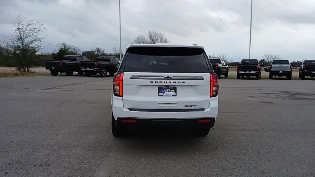 Certified 2021 Chevrolet Suburban RST image 7