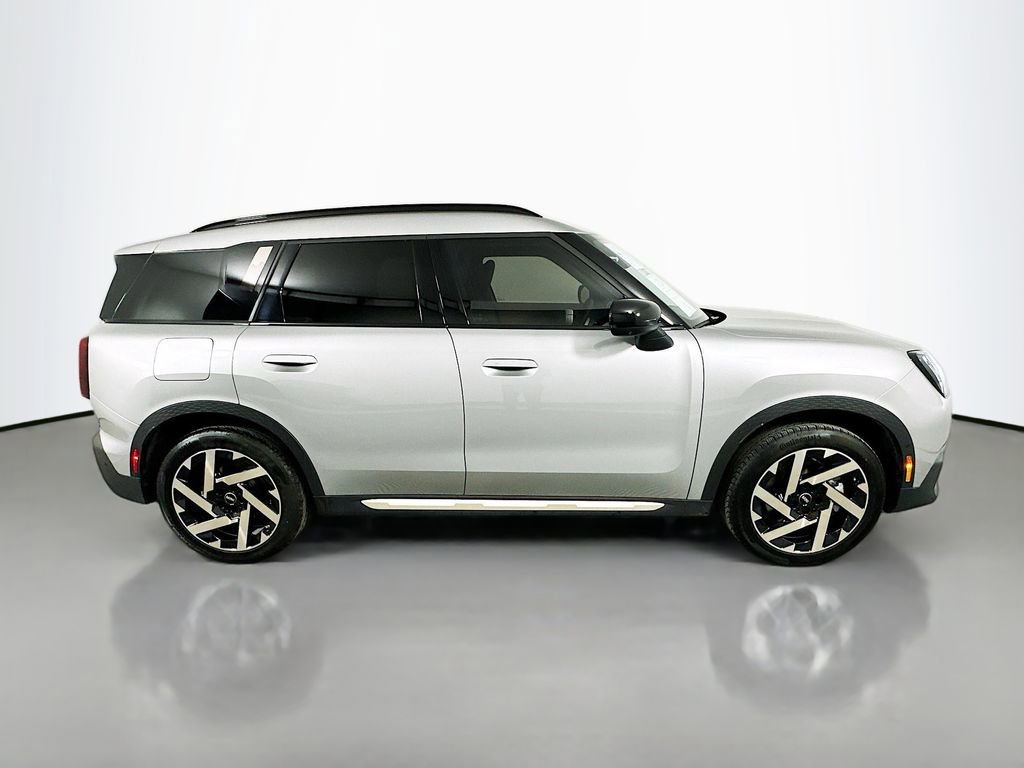 Certified 2025 MINI Cooper Countryman S AWD/4WD image 4