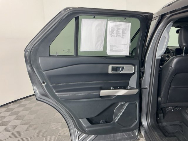 Used 2024 Ford Explorer Limited image 27
