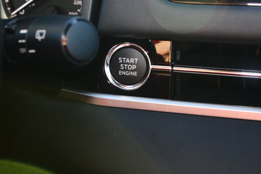 New 2026 Mitsubishi Outlander AWD image 22