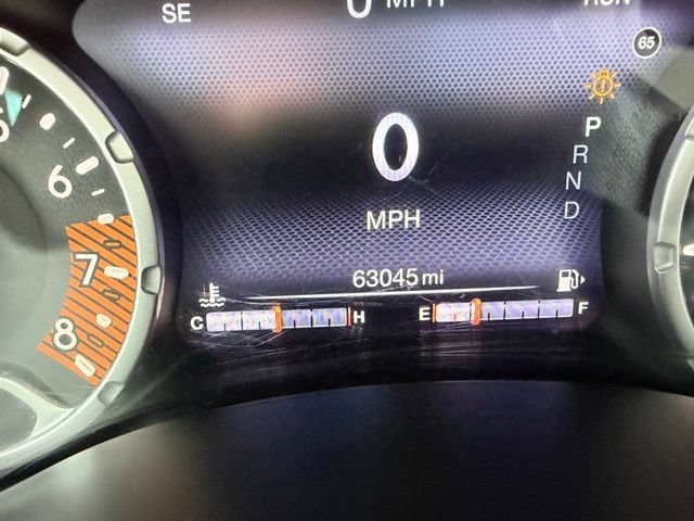 Used 2020 Jeep Renegade Trailhawk w/ Cold Weather Group AWD/4WD image 17