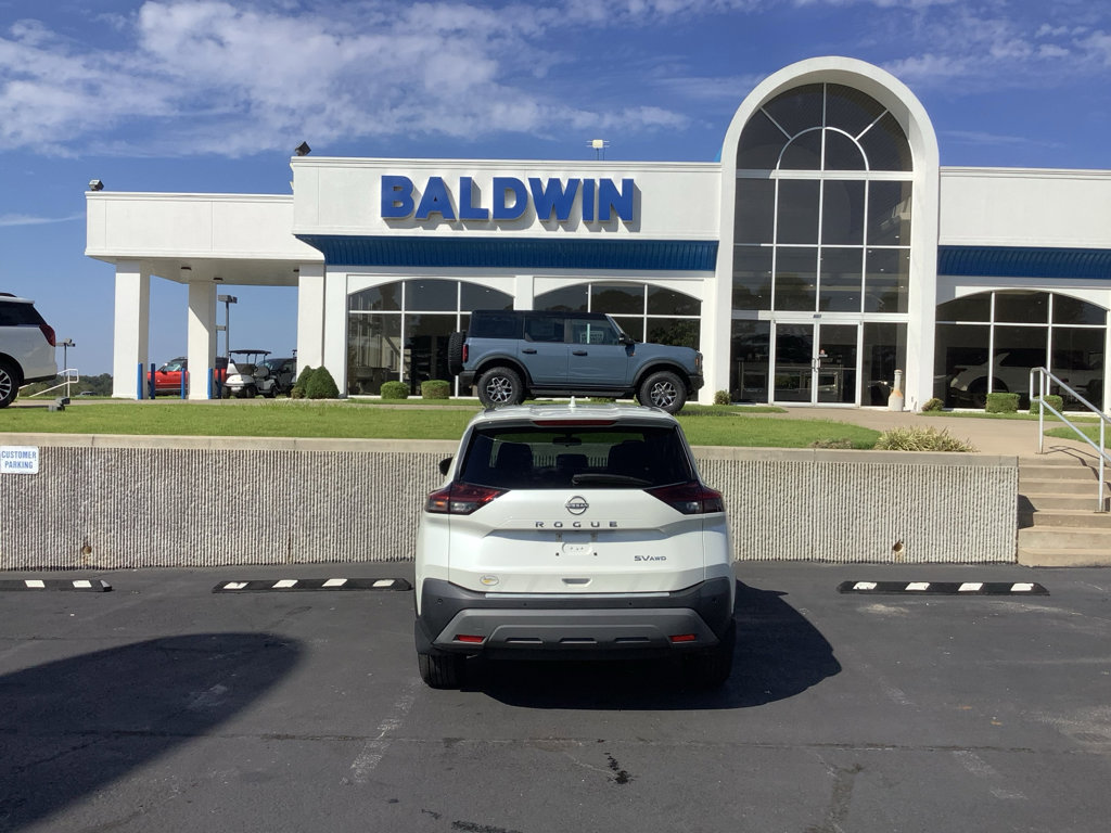 Used 2022 Nissan Rogue SV image 6