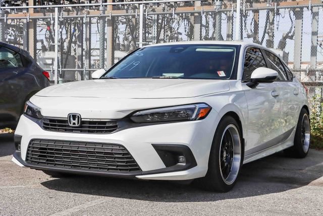 Used 2024 Honda Civic Touring image 5