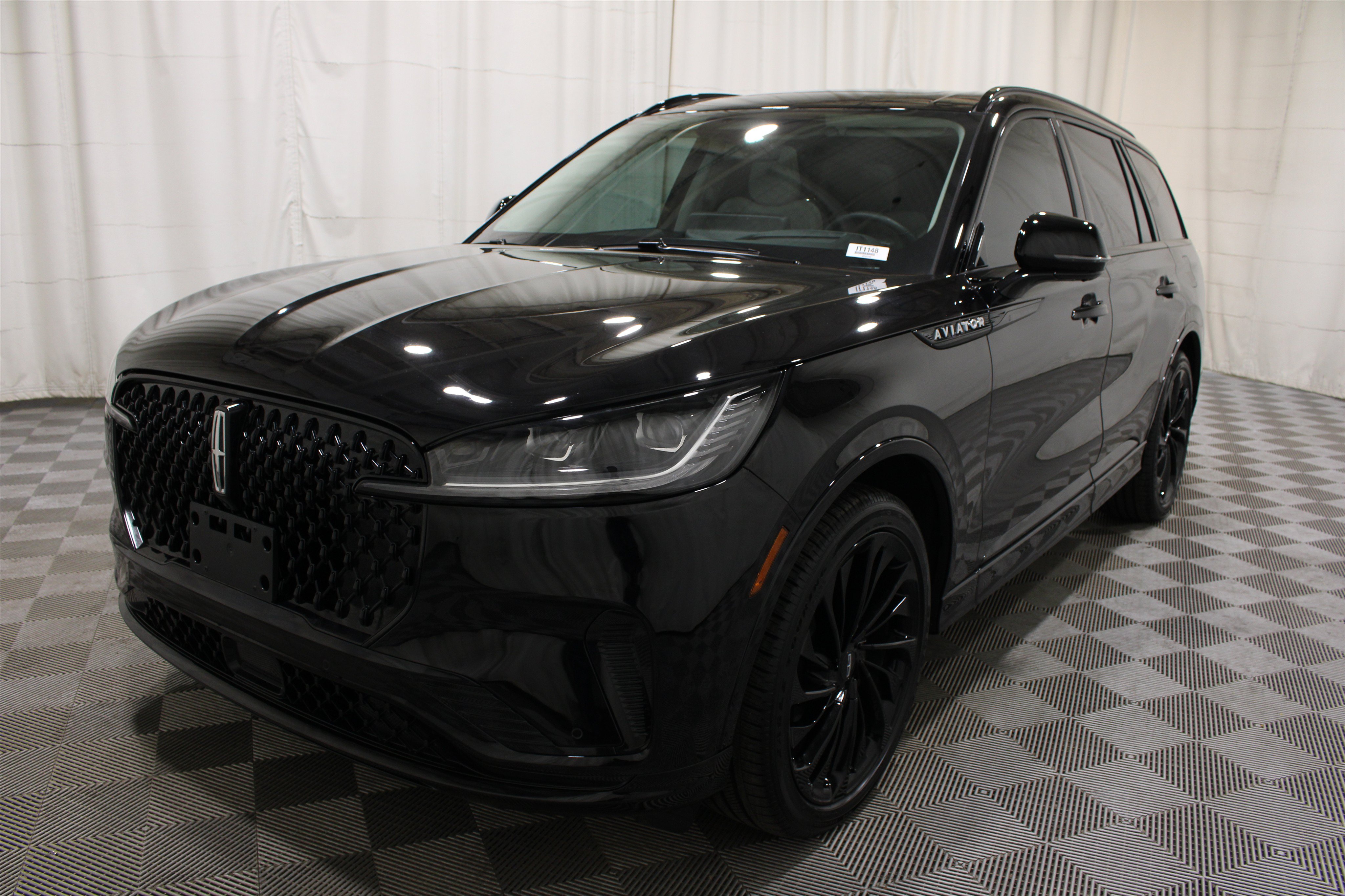 Certified 2026 Lincoln Aviator Reserve AWD/4WD image 38