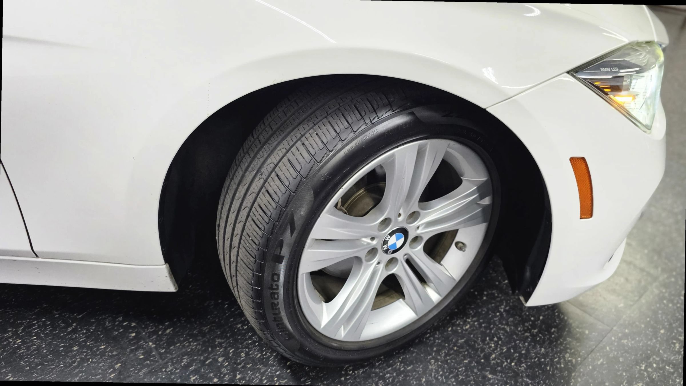 Used 2018 BMW 328d Sedan RWD image 16