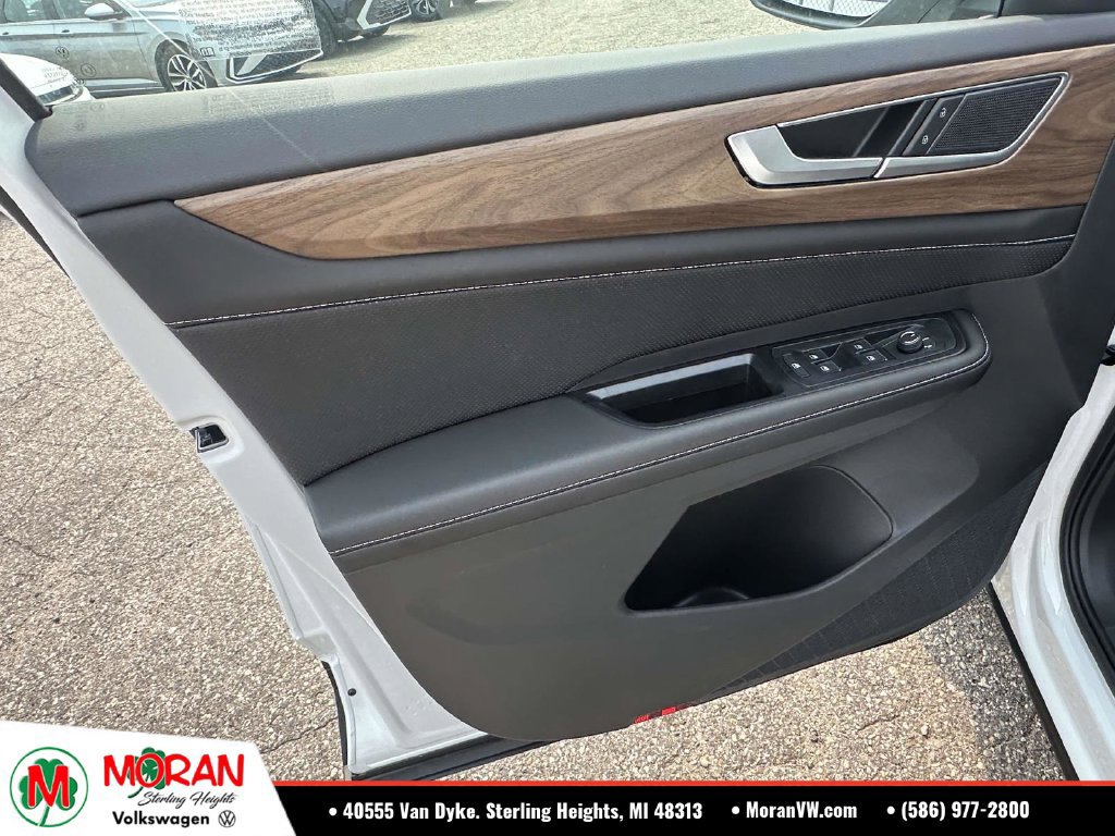 Used 2026 Volkswagen Atlas SE AWD/4WD image 11