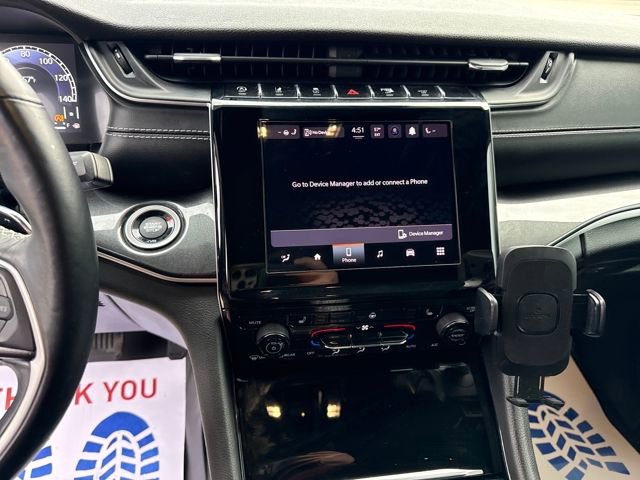 Used 2021 Jeep Grand Cherokee L Laredo image 16