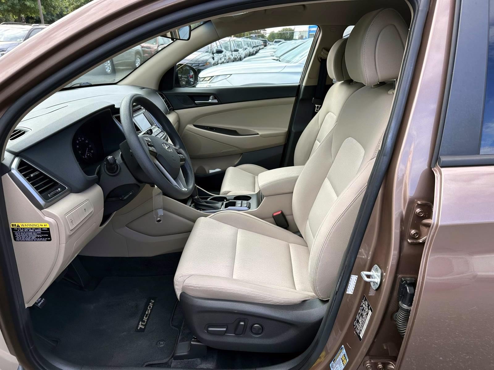 Used 2017 Hyundai Tucson SE w/ SE Popular Package 02 AWD/4WD image 11
