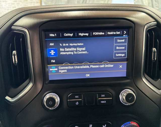 Used 2021 GMC Sierra 1500 AT4 AWD/4WD image 5