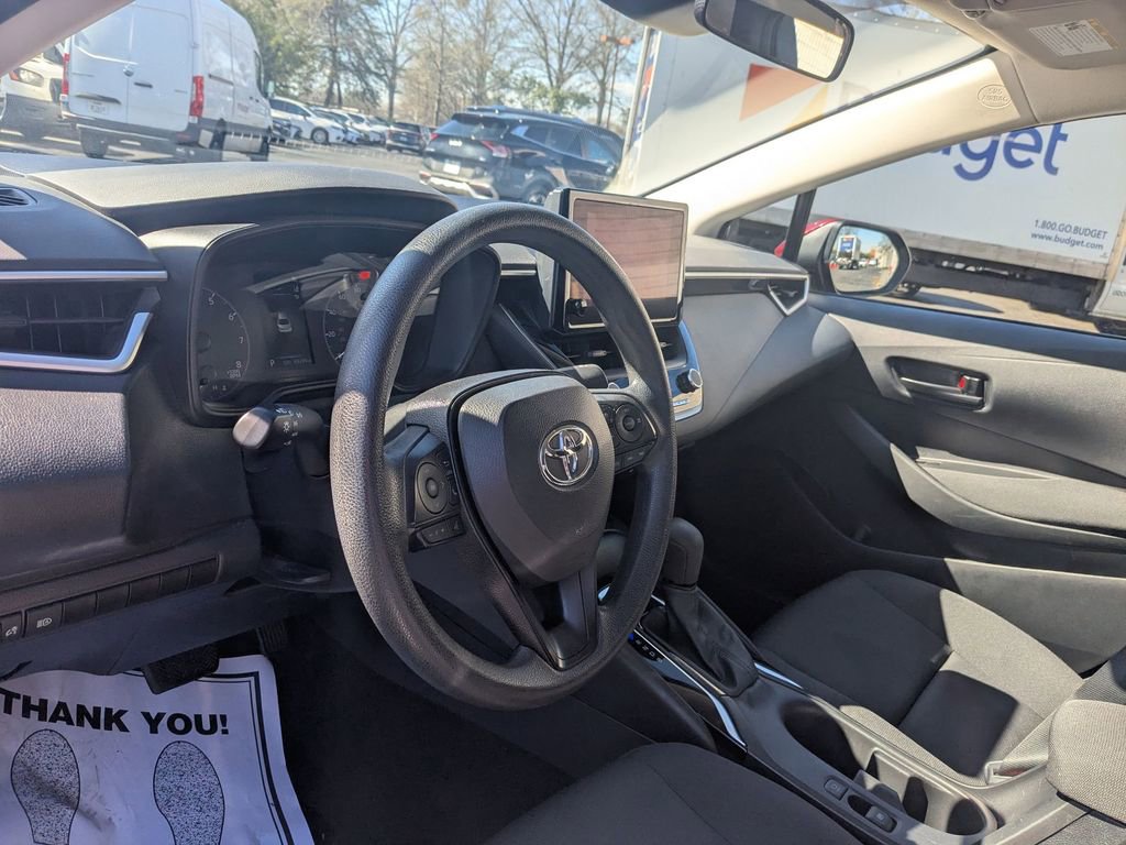 Used 2024 Toyota Corolla LE FWD image 11