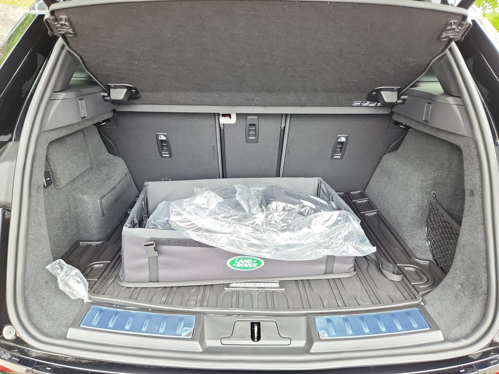 New 2026 Land Rover Range Rover Evoque S AWD/4WD image 13