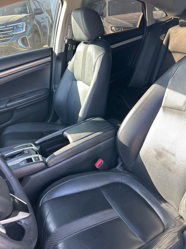 Used 2020 Honda Civic Touring image 7