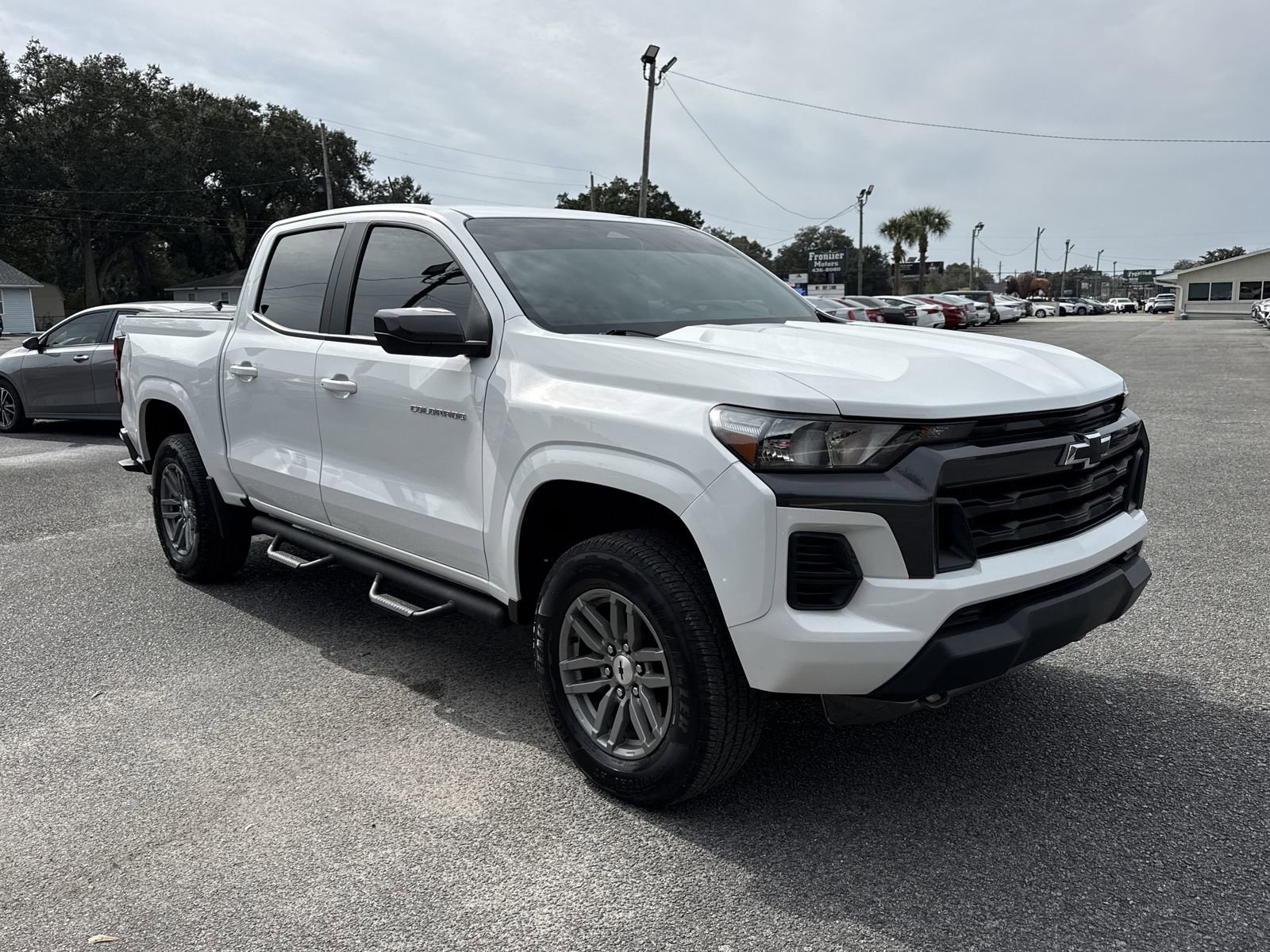 Used 2024 Chevrolet Colorado LT image 7