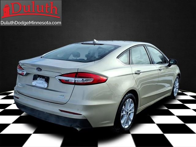 Used 2019 Ford Fusion SE image 5