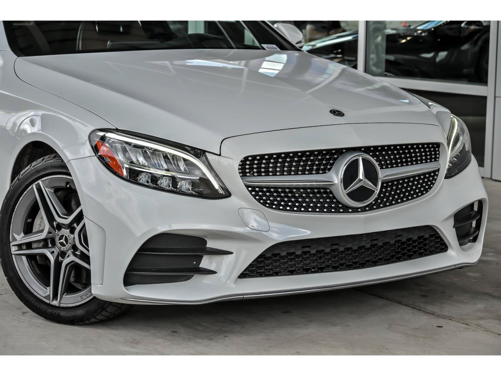 Used 2019 Mercedes-Benz C 300 4MATIC Coupe w/ Multimedia Package image 2