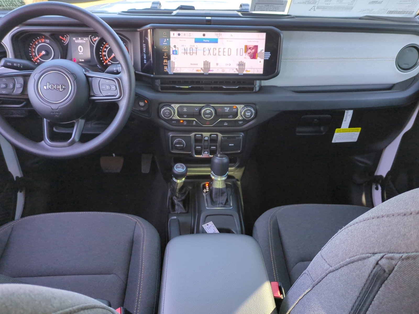 New 2026 Jeep Gladiator Sport image 20