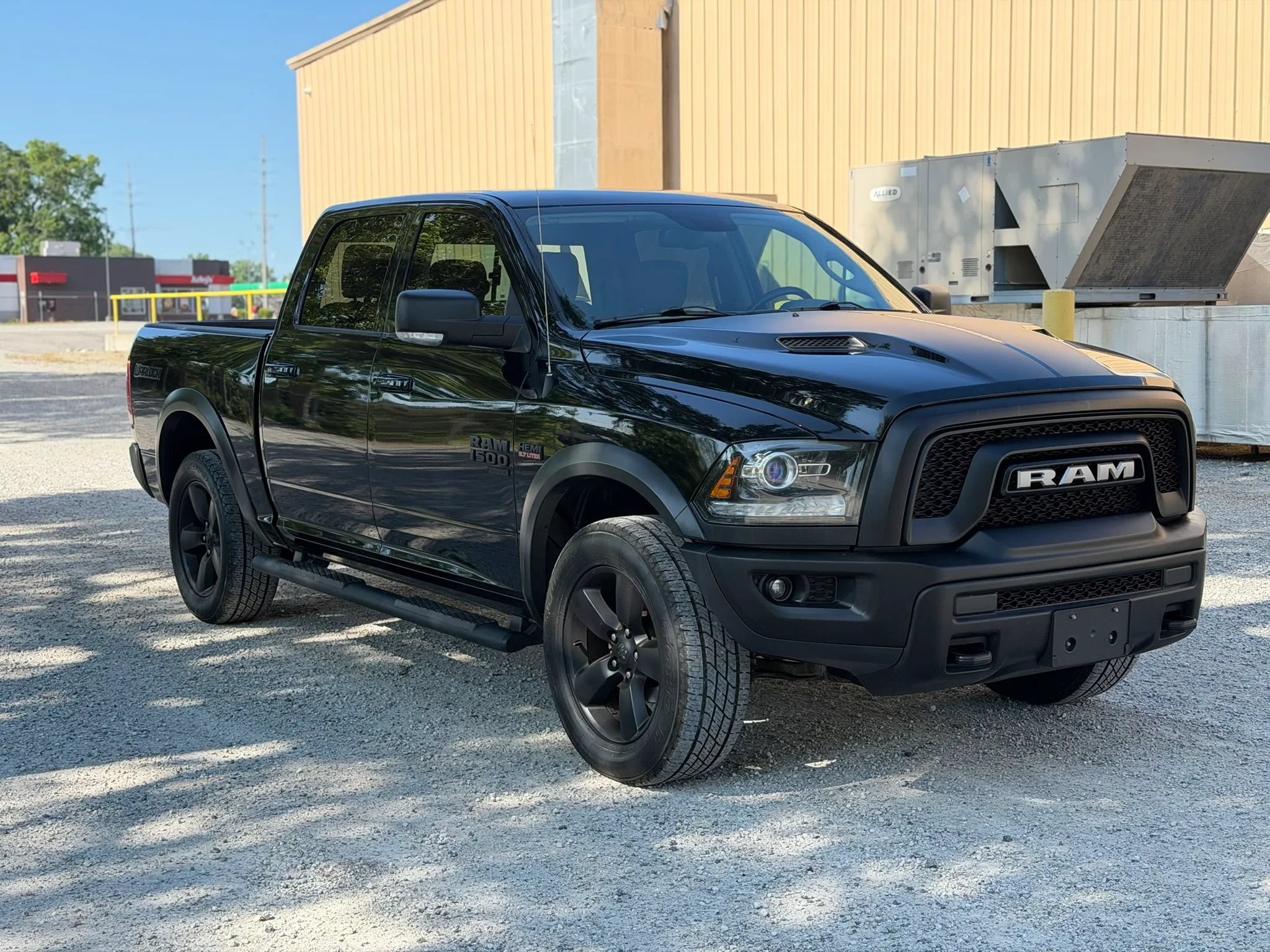 Used 2019 RAM 1500 Warlock AWD/4WD image 3