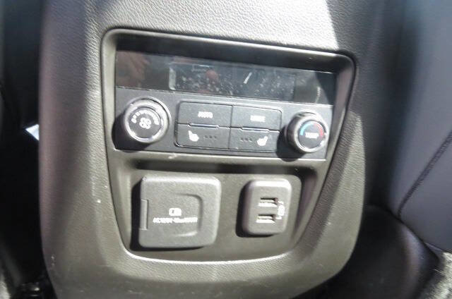 Used 2023 Buick Enclave Premium w/ Experience Buick Package image 14