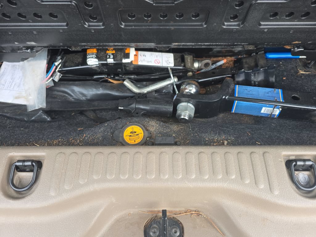 Used 2005 Ford Explorer XLT RWD image 28