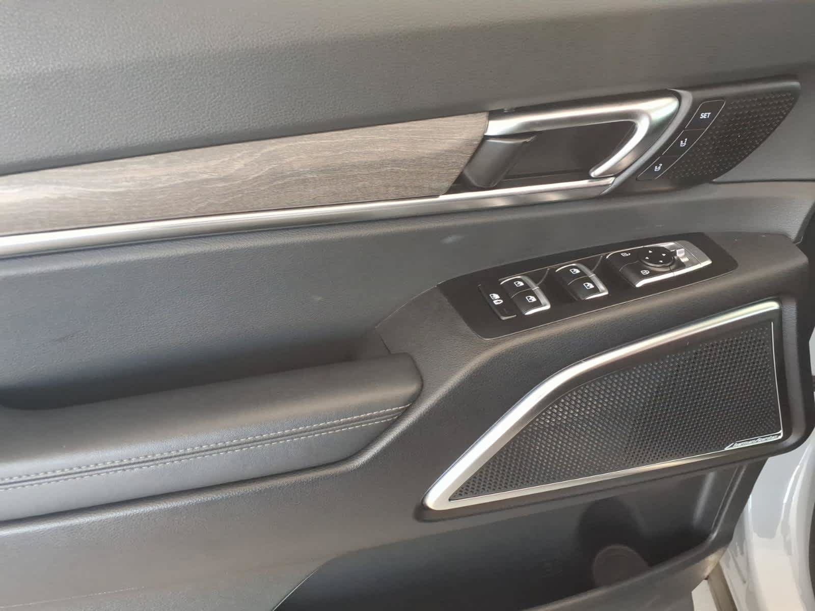 Used 2022 Kia Telluride SX w/ SX Prestige Package AWD/4WD image 18