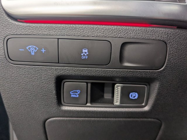 Used 2025 Hyundai Palisade Calligraphy FWD image 13
