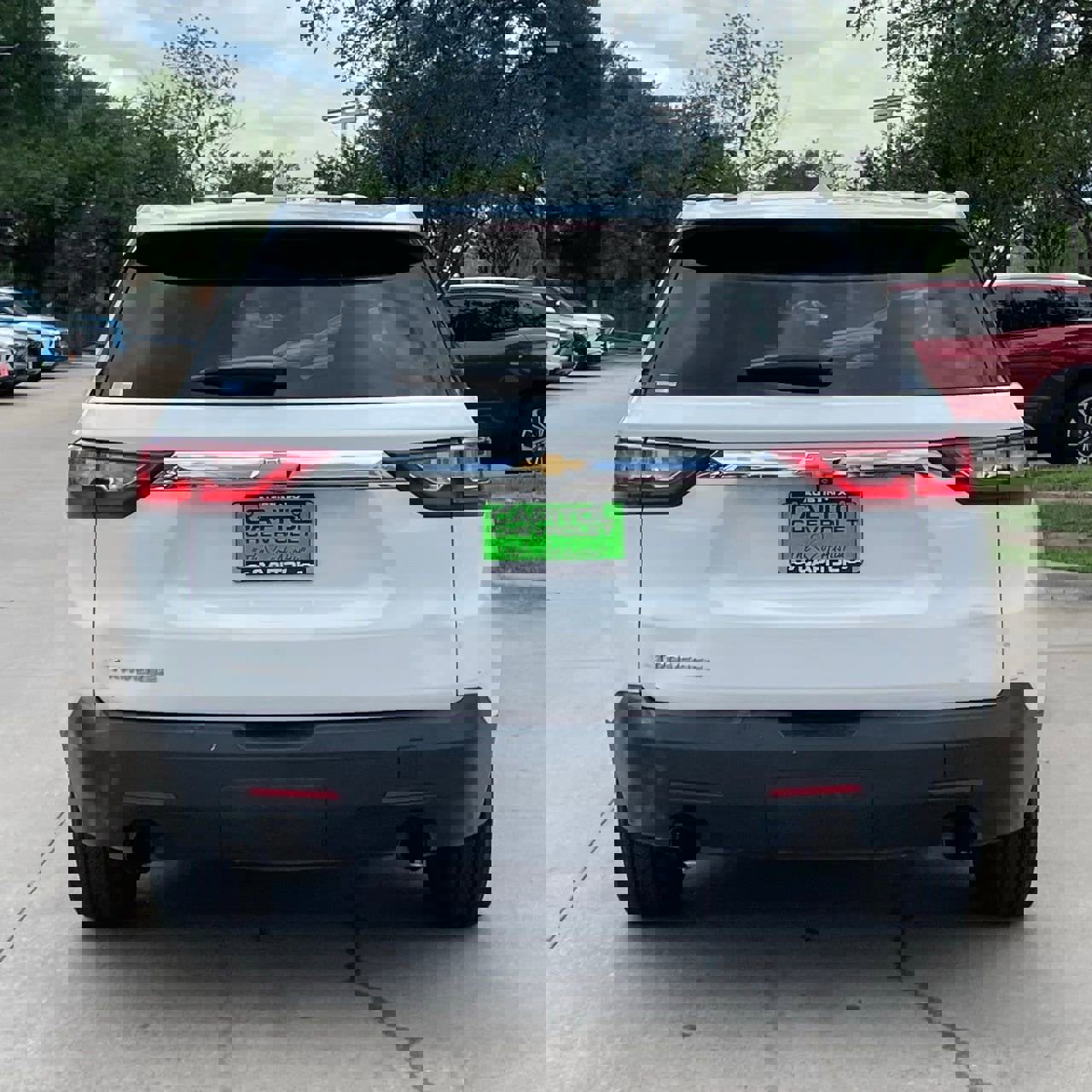 Used 2020 Chevrolet Traverse LS image 5