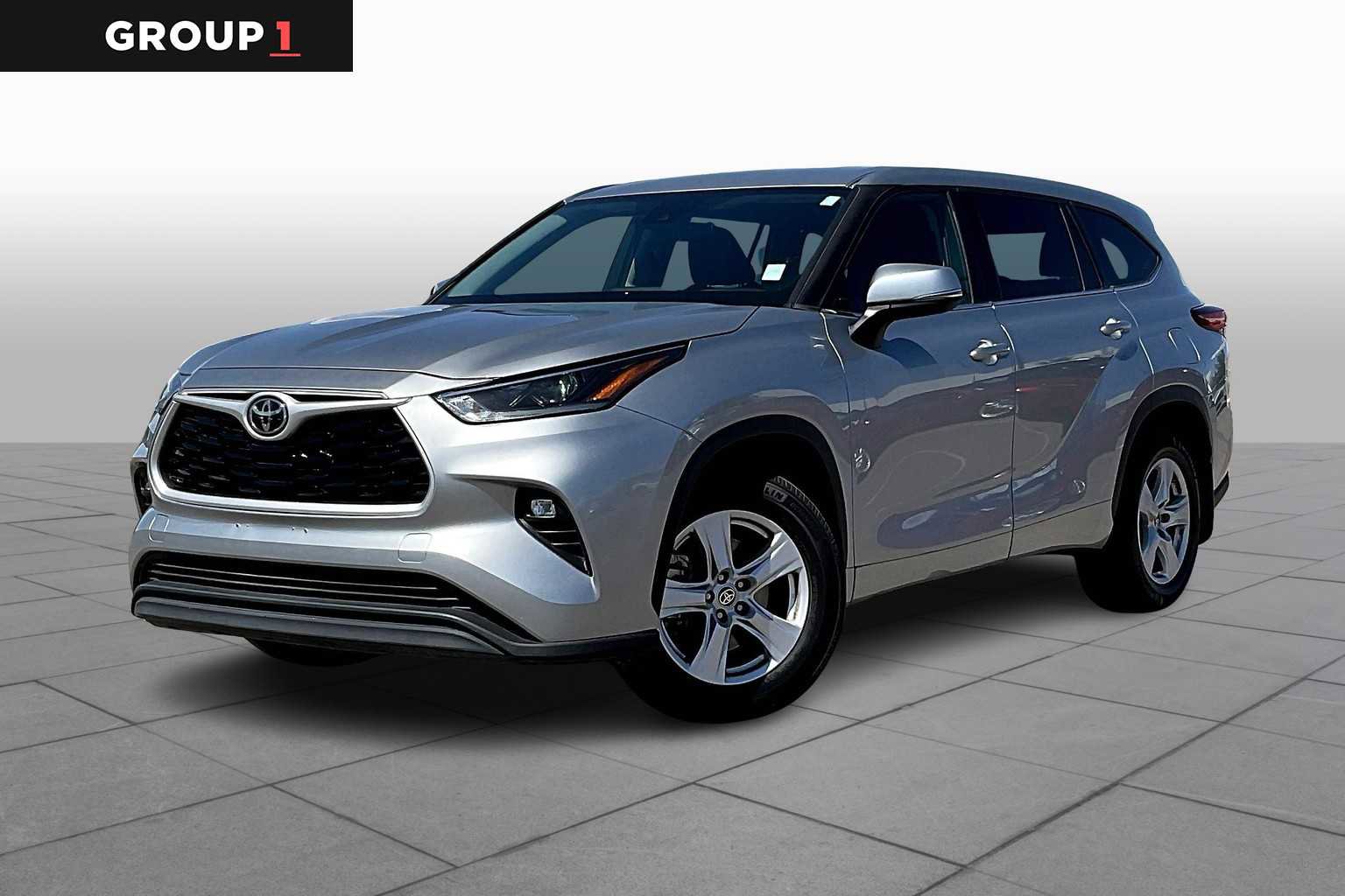 Used 2021 Toyota Highlander LE