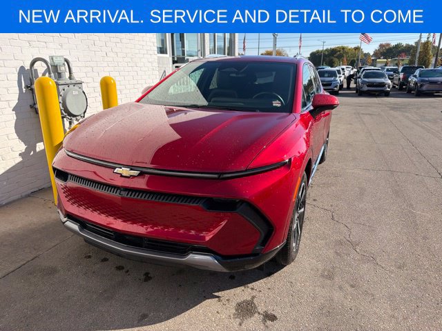 Used 2024 Chevrolet Equinox EV LT w/ LPO, All-Weather Mat Package FWD image 2