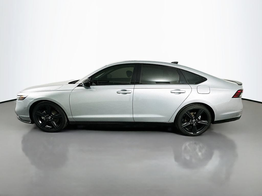 Used 2024 Honda Accord Sport image 8