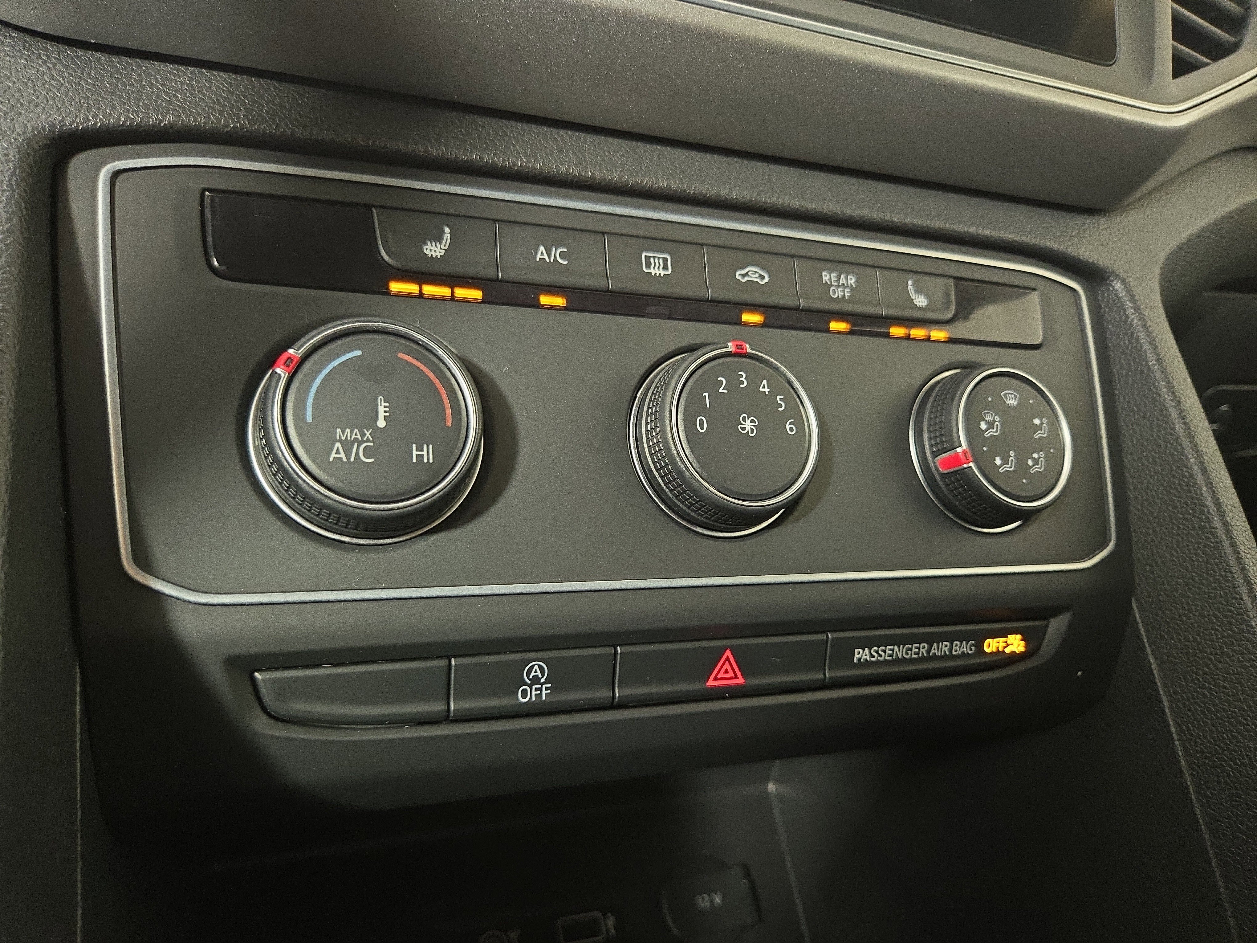 Used 2018 Volkswagen Atlas SE FWD image 27