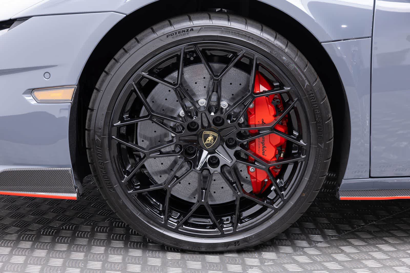 Used 2026 Lamborghini Temerario AWD/4WD image 8