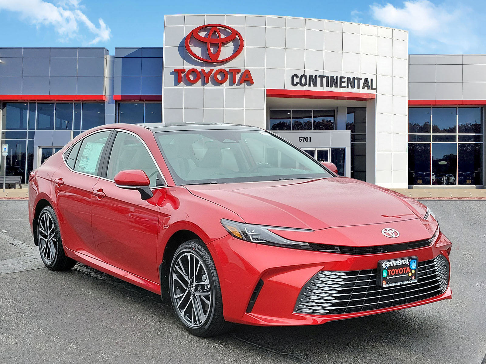 New 2026 Toyota Camry XLE video 2