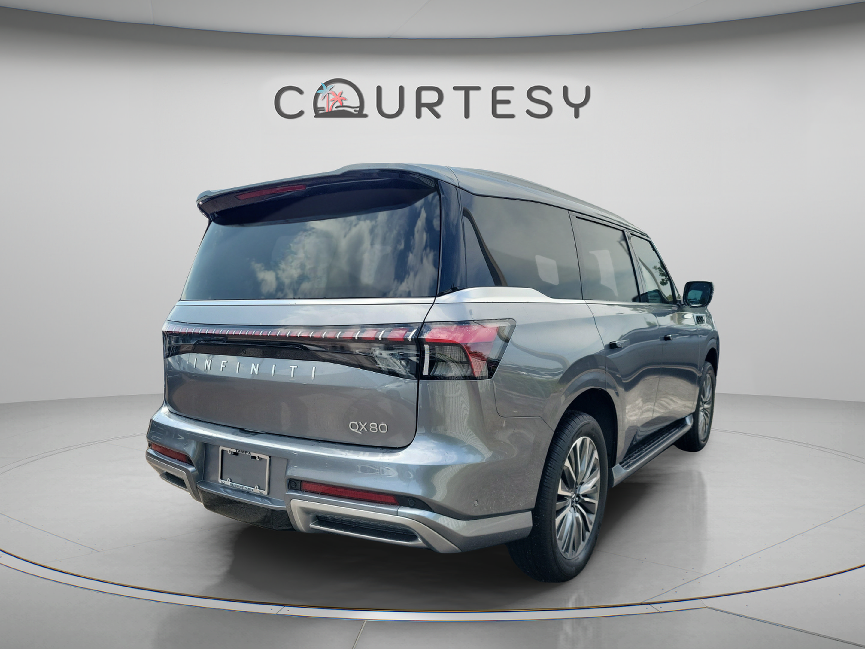 New 2027 INFINITI QX80 Luxe w/ Cargo Package RWD image 3
