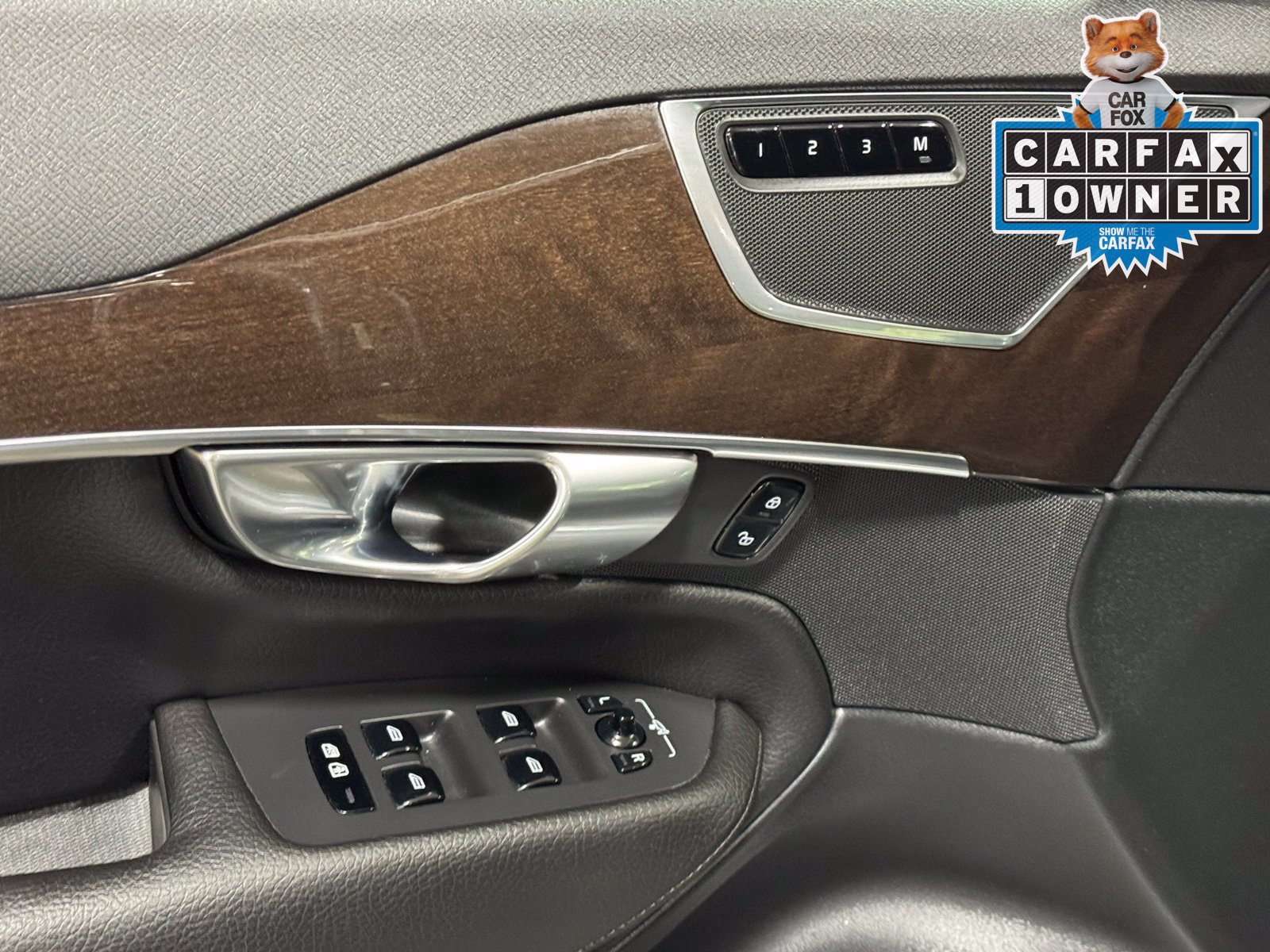 Used 2019 Volvo XC90 T6 Momentum w/ Protection Package Premier AWD/4WD image 15