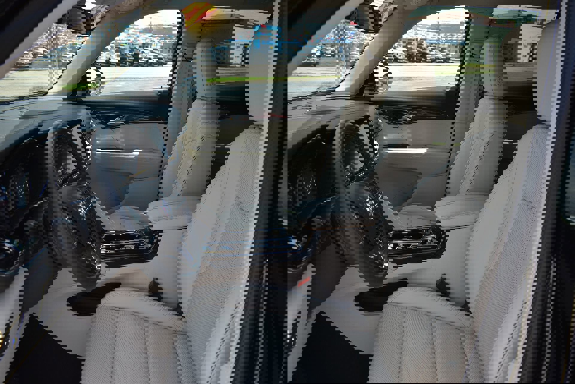 Used 2023 Buick Envision Essence AWD/4WD image 15