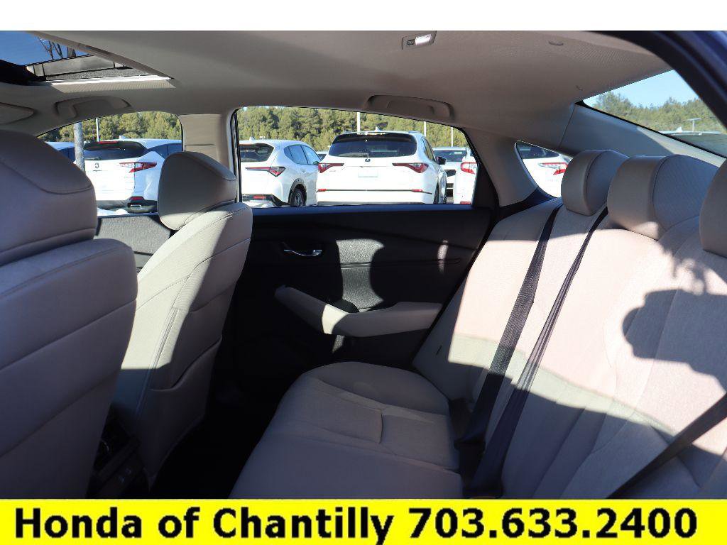 Certified 2025 Honda Accord SE image 26