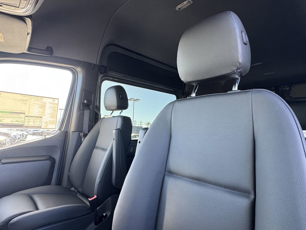 New 2026 Mercedes-Benz Sprinter 2500 image 18