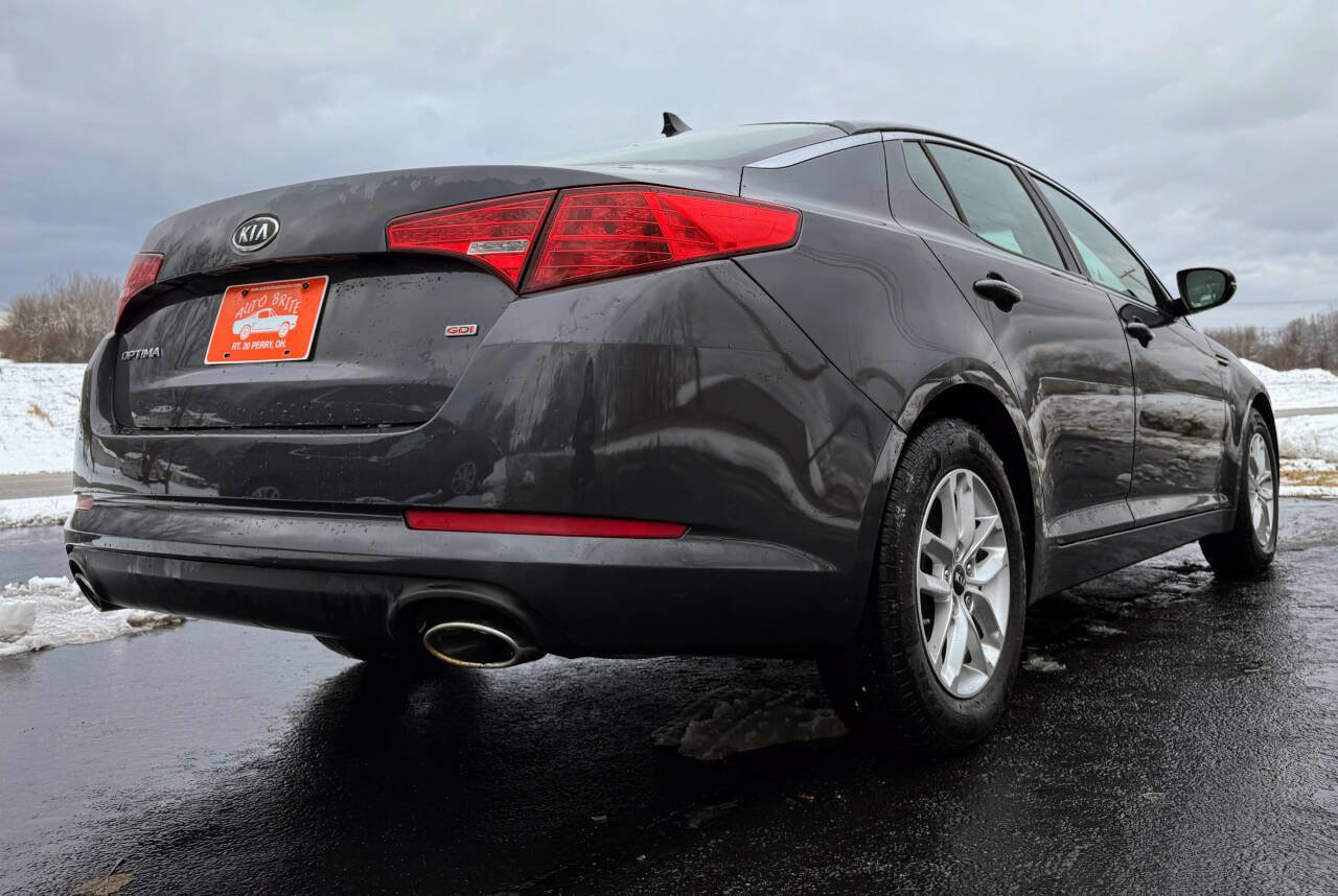 Used 2011 Kia Optima LX image 5