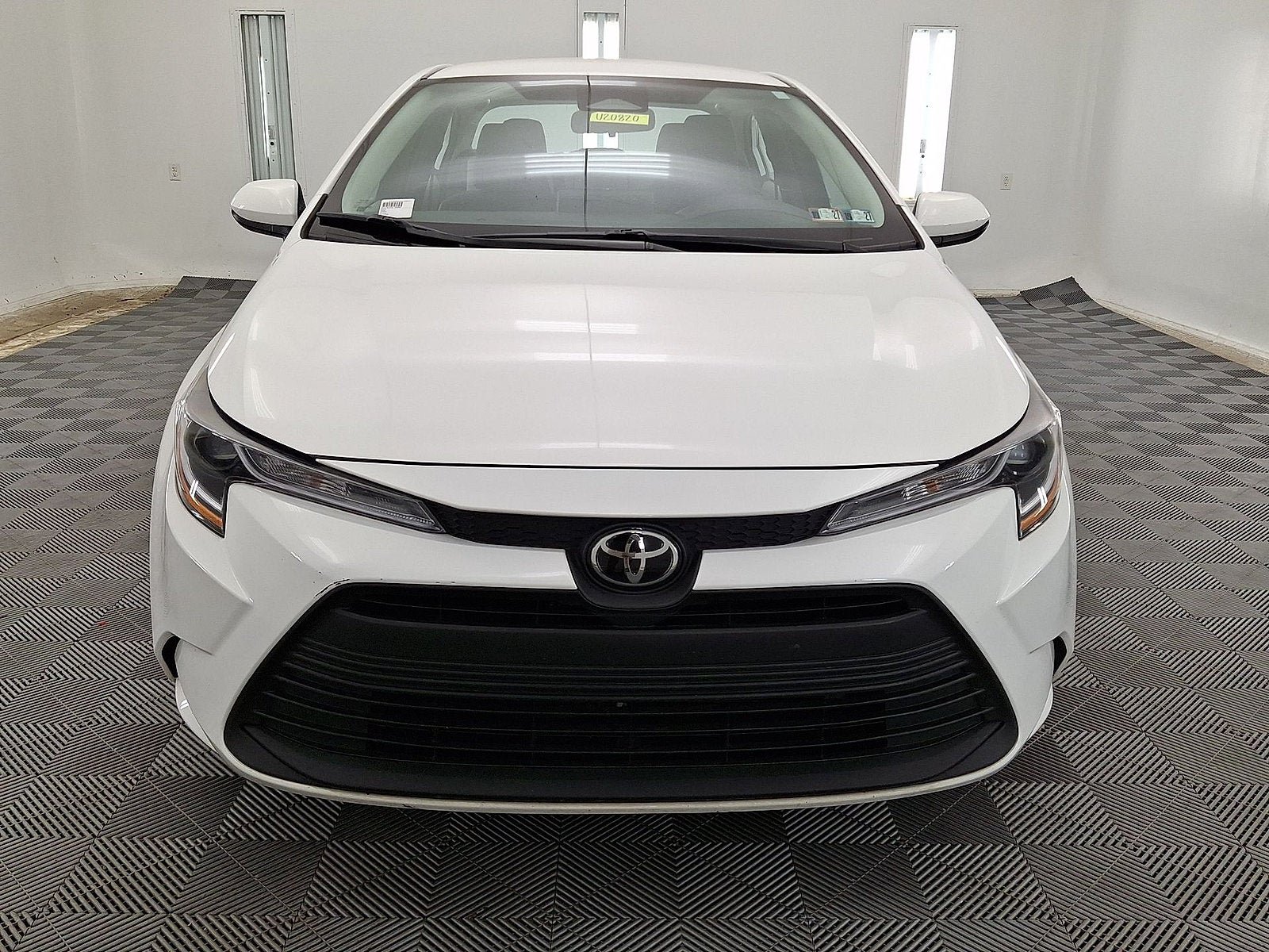 Certified 2025 Toyota Corolla LE FWD image 20